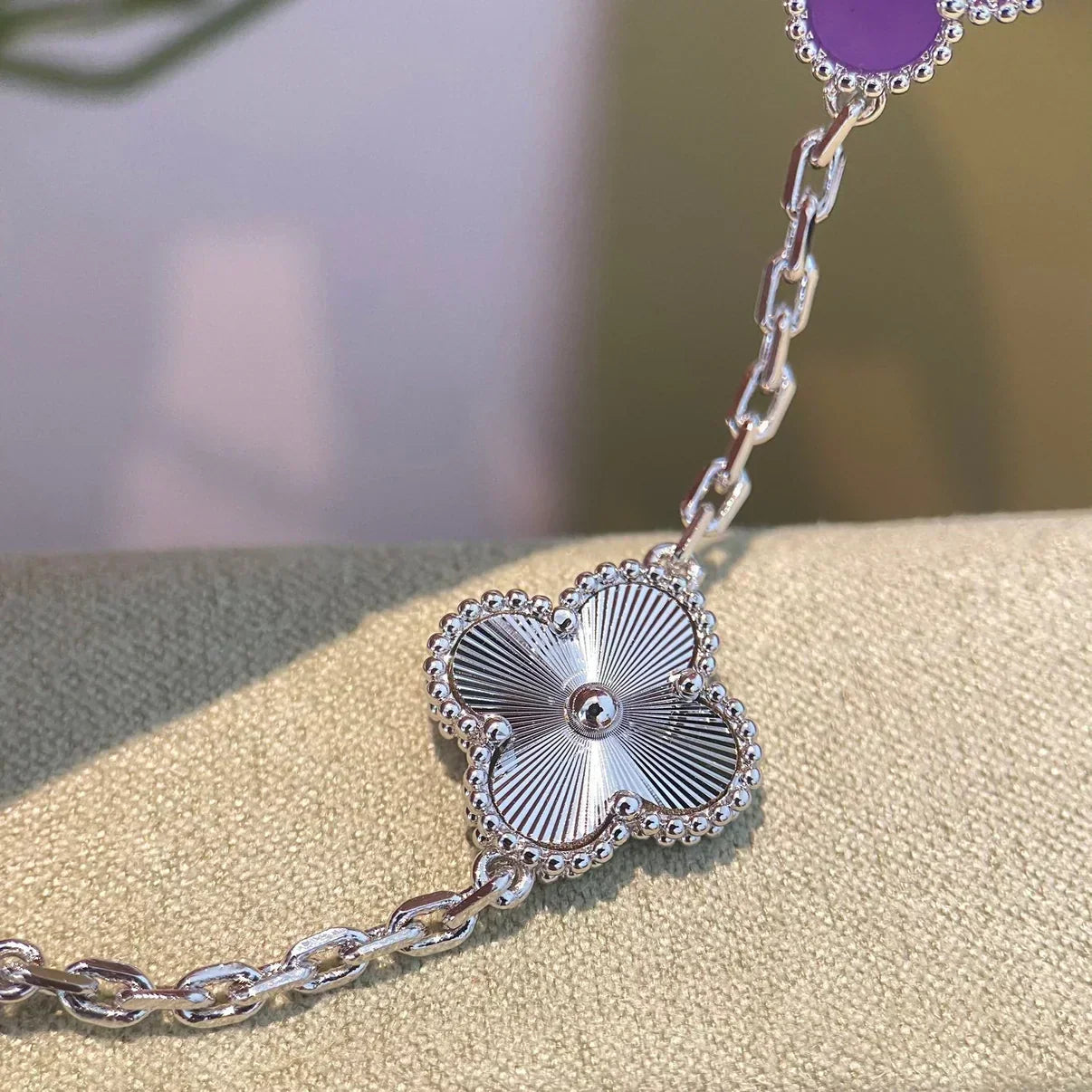 [LUXE] CLOVER 5 MOTIF VIOLET BRACELET COLLECTION