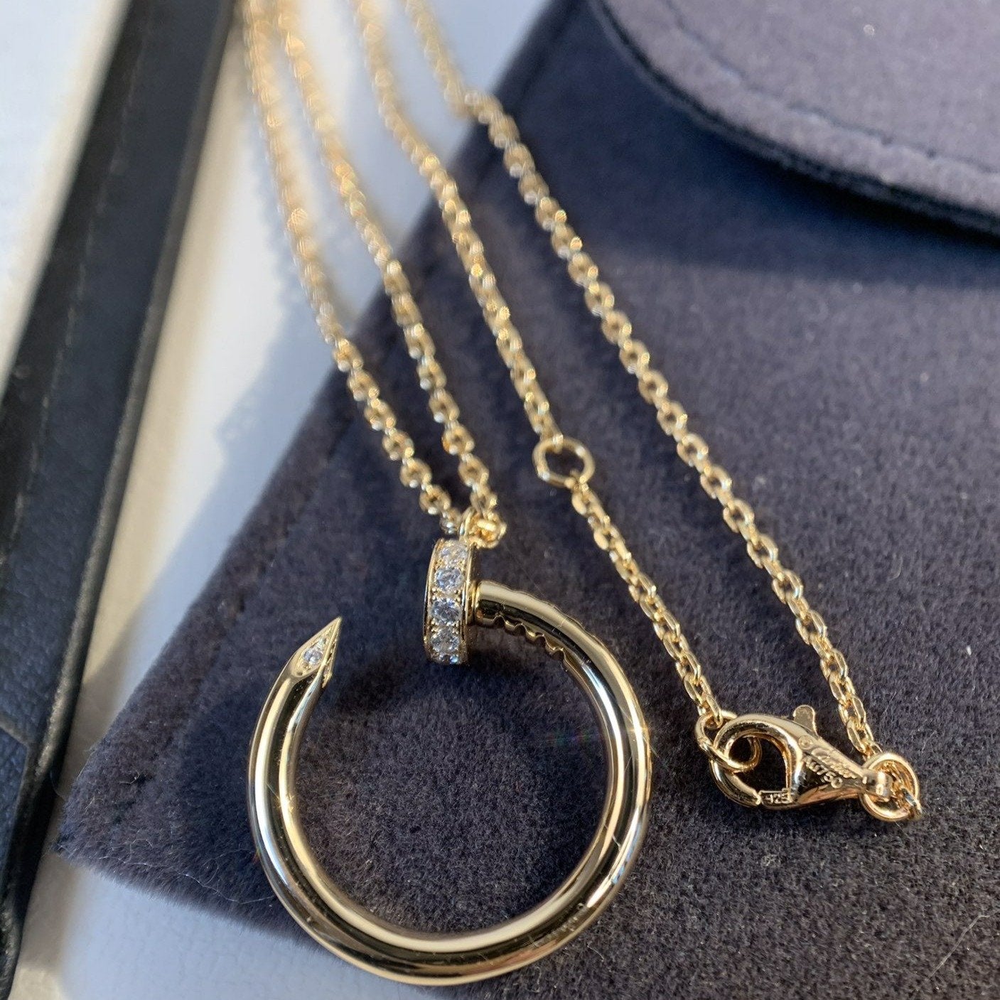 [LUXE]JUSTE NECKLACE PINK GOLD