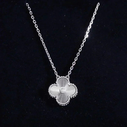 [LUXE]CLOVER  15MM DIAMOND LASER NECKLACE SILVER