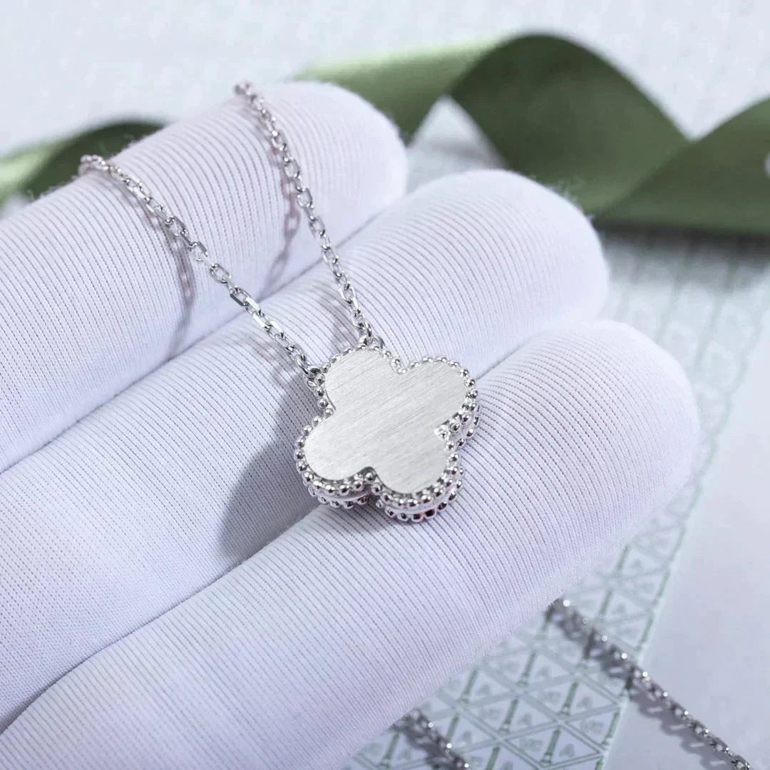 [LUXE]CLOVER  15MM DIAMOND LASER NECKLACE SILVER