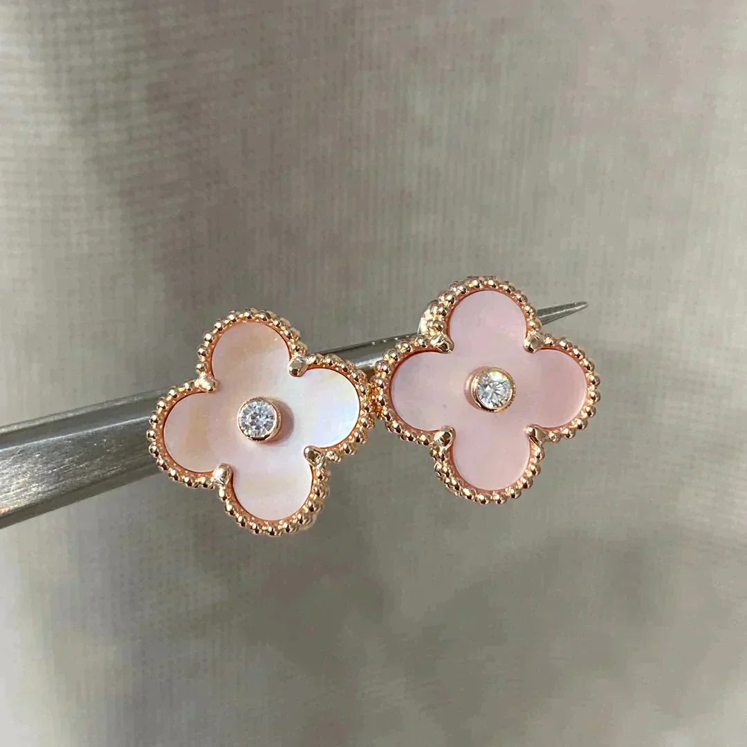 [LUXE]CLOVER MEDIUM 1 MOTIFS  PINK MOP DIAMOND EARRINGS