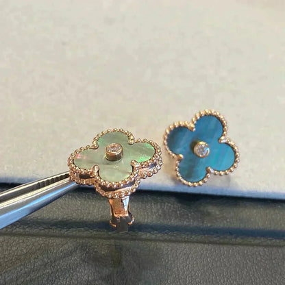 [LUXE]CLOVER MEDIUM 1 MOTIFS GRAY MOP  DIAMOND EARRINGS