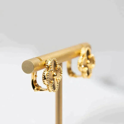 [LUXE]CLOVER MEDIUM 1 MOTIFS LASER EARRINGS