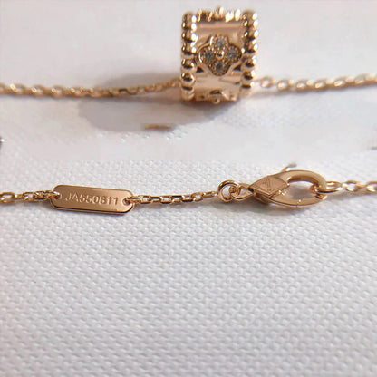 [LUXE]PERLEE PEDANT NECKLACE GOLD / ROSE GOLD