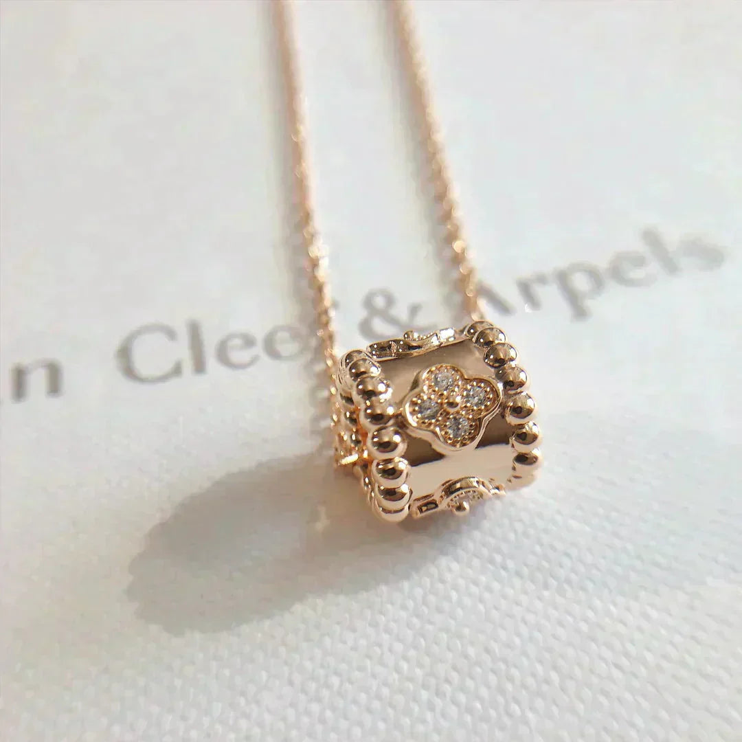 [LUXE]PERLEE PEDANT NECKLACE GOLD / ROSE GOLD