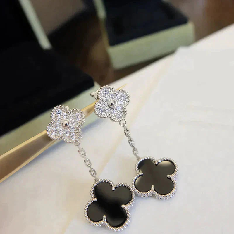 [LUXE]CLOVER 2 MOTIFS  DIAMOND ONYX EARRINGS SILVER
