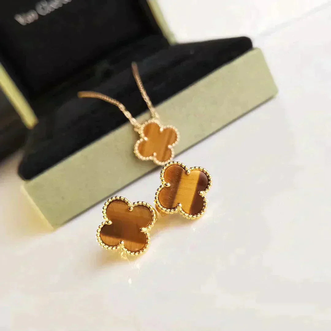 [LUXE]CLOVER MEDIUM 1 MOTIFS TIGER EYE EARRINGS