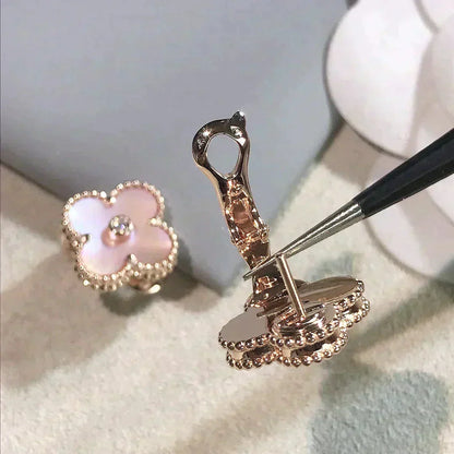 [LUXE]CLOVER MEDIUM 1 MOTIFS  PINK MOP DIAMOND EARRINGS