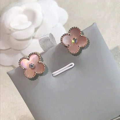 [LUXE]CLOVER MEDIUM 1 MOTIFS  PINK MOP DIAMOND EARRINGS