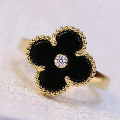 [LUXE]CLOVER ONYX RING GOLD DIAMOND
