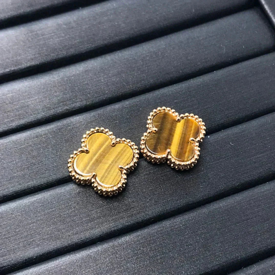 [LUXE]CLOVER MEDIUM 1 MOTIFS TIGER EYE EARRINGS