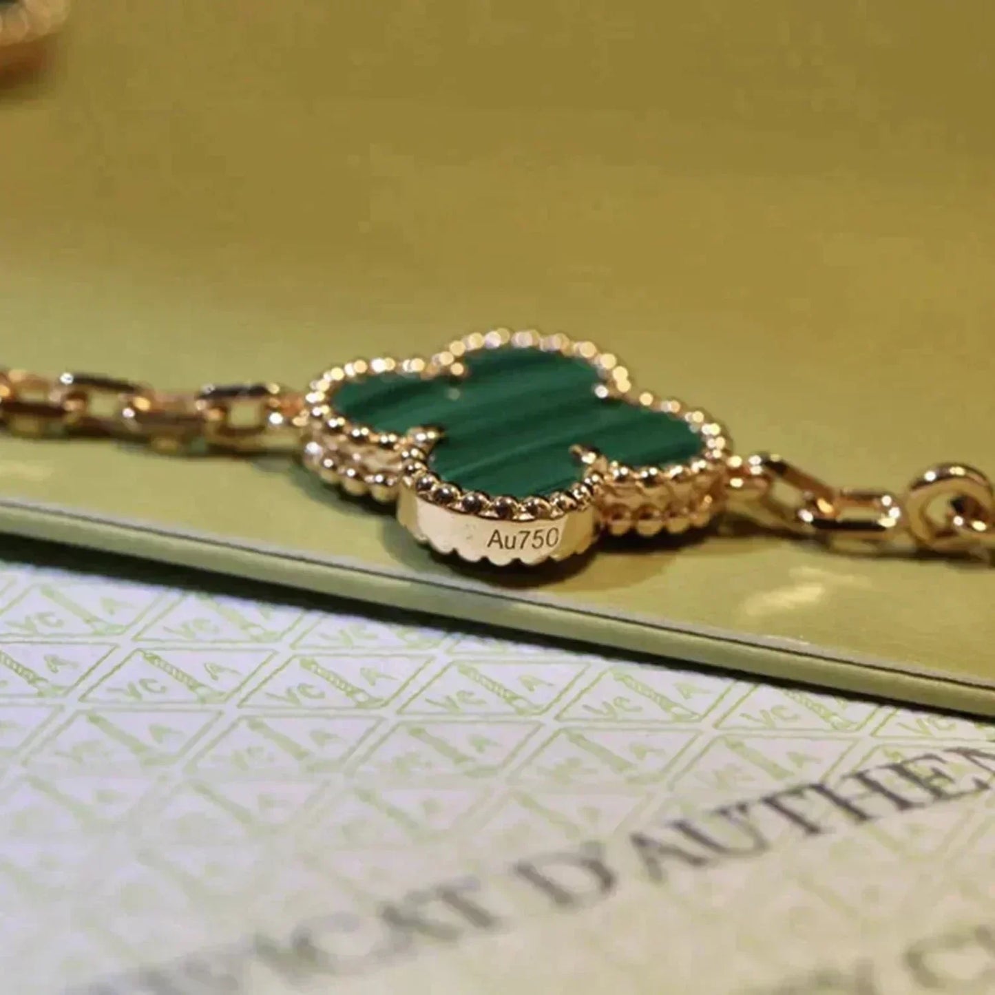 [LUXE] CLOVER 5 MOTIF MALACHITE BRACELET COLLECTION
