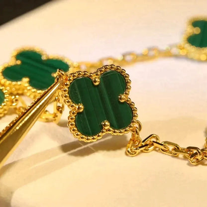 [LUXE] CLOVER 5 MOTIF MALACHITE BRACELET COLLECTION