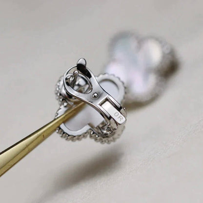 [LUXE]CLOVER MEDIUM 1 MOTIFS  WHITE MOP EARRINGS SILVER