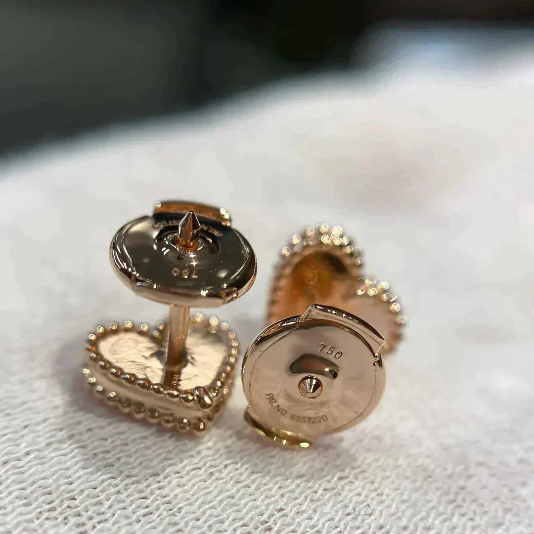 [LUXE]HEART CARNELIAN STUD EARRINGS