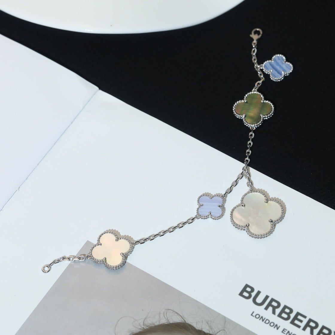 [LUXE]CLOVER BRACELET 5 MOTIFS MOP CHALCEDONY SILVER