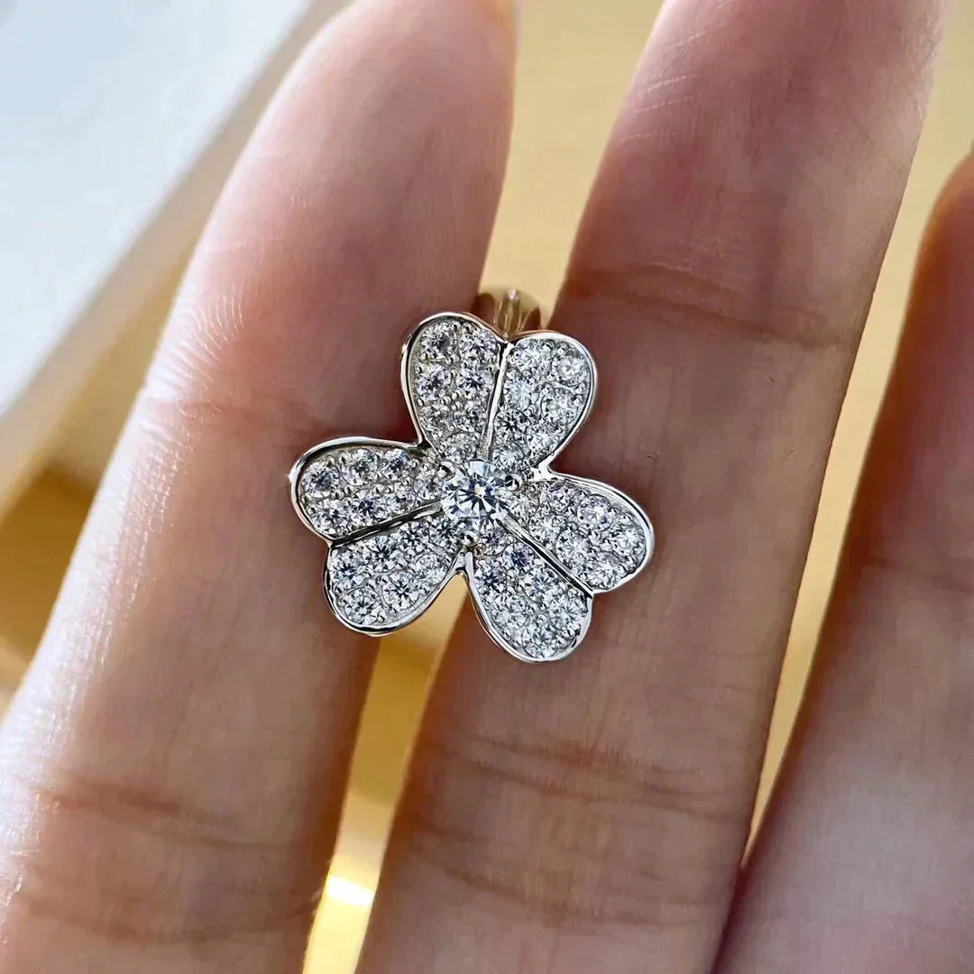 [LUXE]CLOVER COMOS DIAMOND EARRINGS SILVER