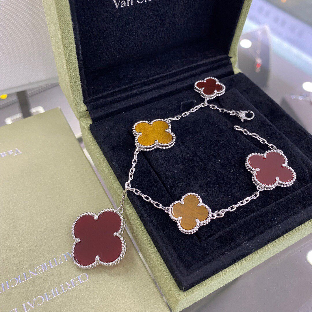 [LUXE]CLOVER 5 MOTIFS SIVLER CARNELIAN TIGER EYE BRACELET