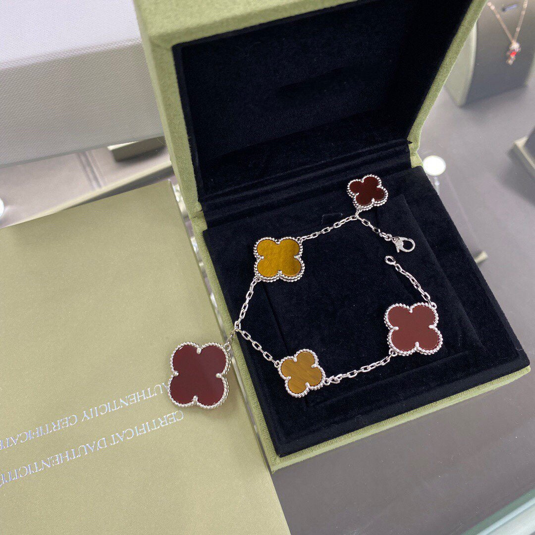 [LUXE]CLOVER 5 MOTIFS SIVLER CARNELIAN TIGER EYE BRACELET