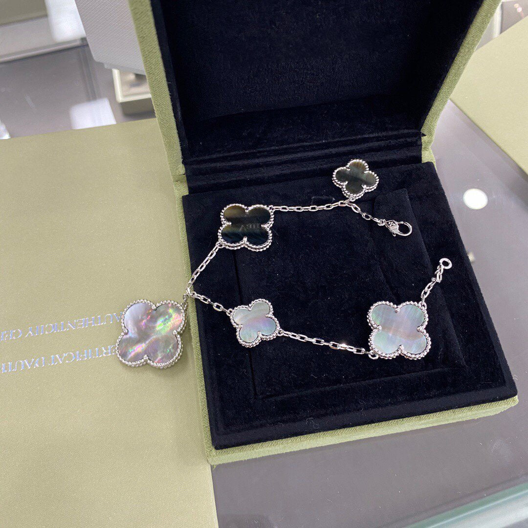 [LUXE]CLOVER 5 MOTIFS SIVLER DARK MOP BRACELET