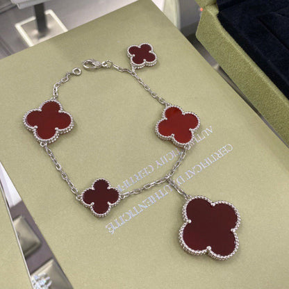 [LUXE]CLOVER 5 MOTIFS SIVLER CARNELIAN BRACELET