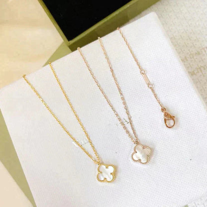 [LUXE]CLOVER MINI 9.5MM WHITE MOTHER-OF-PEARL NECKLACE