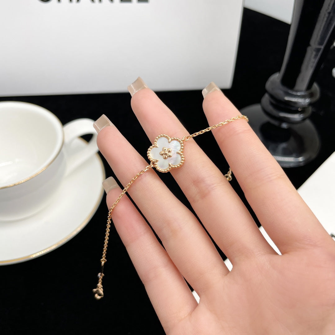 [LUXE]LUCKY SPRING ROSE GOLD MOP BRACELET