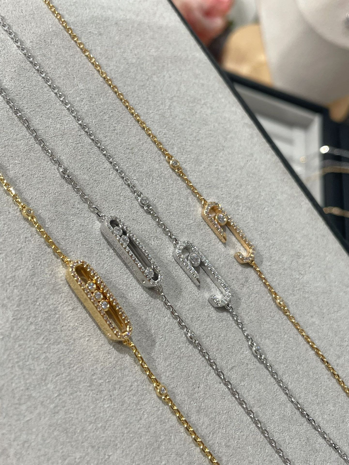 [LUXE]BABY MOVE DIAMOND BRACELET