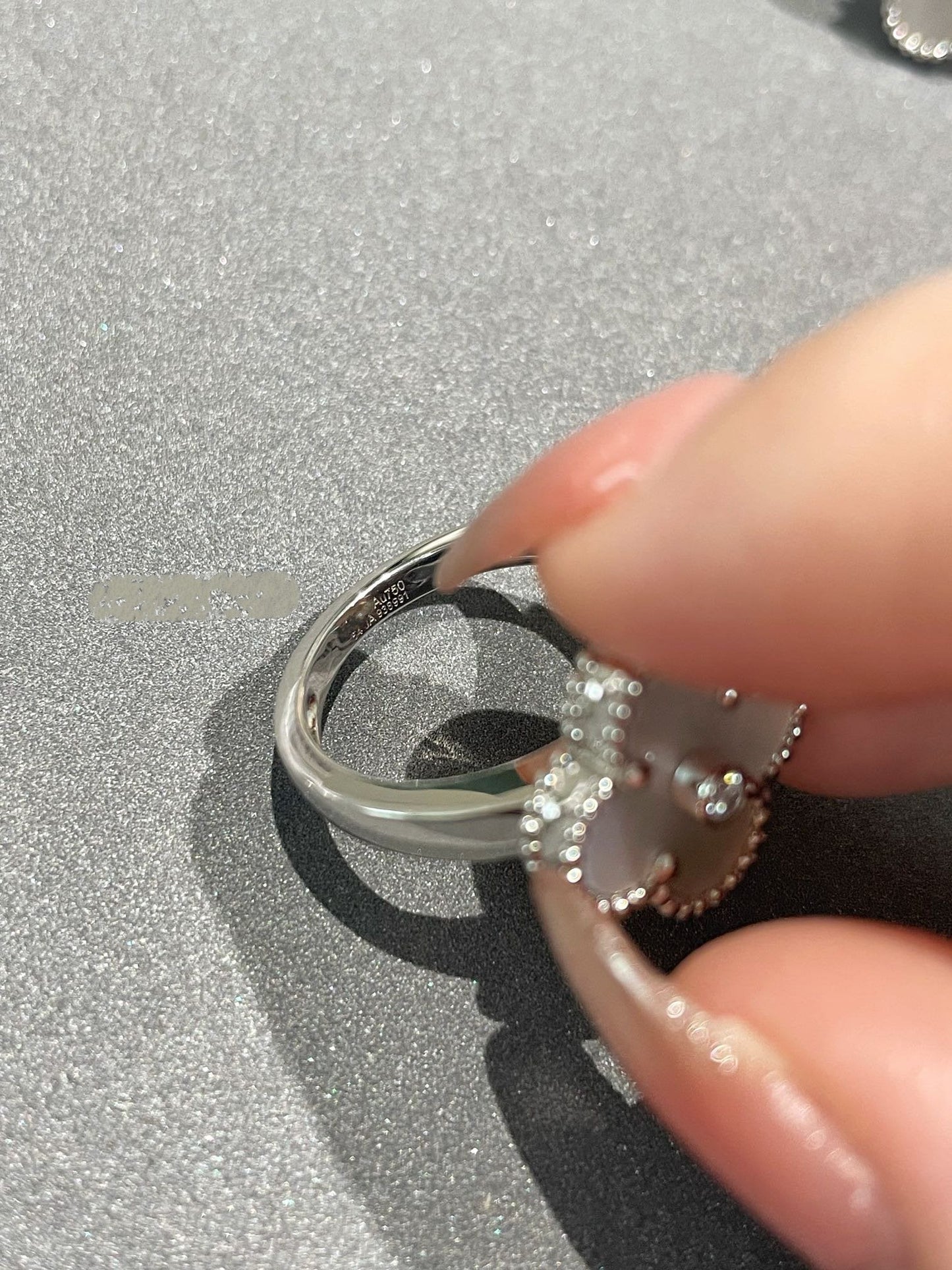 [LUXE]CLOVER SILVER MOP DIAMOND RING