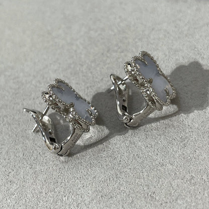 [LUXE]CLOVER CHALCEDONY SILVER STUD EARRINGS