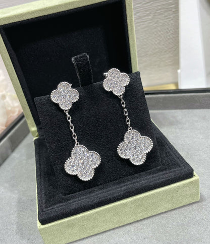 [LUXE]CLOVER 2 MOTIFS DIAMOND PAVED SILVER EARRINGS