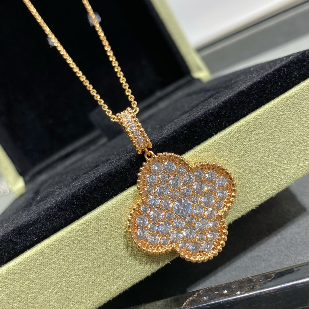 [LUXE]CLOVER 25MM LARGE PEDANT DIAMOND PAVED LONG NECKLACE