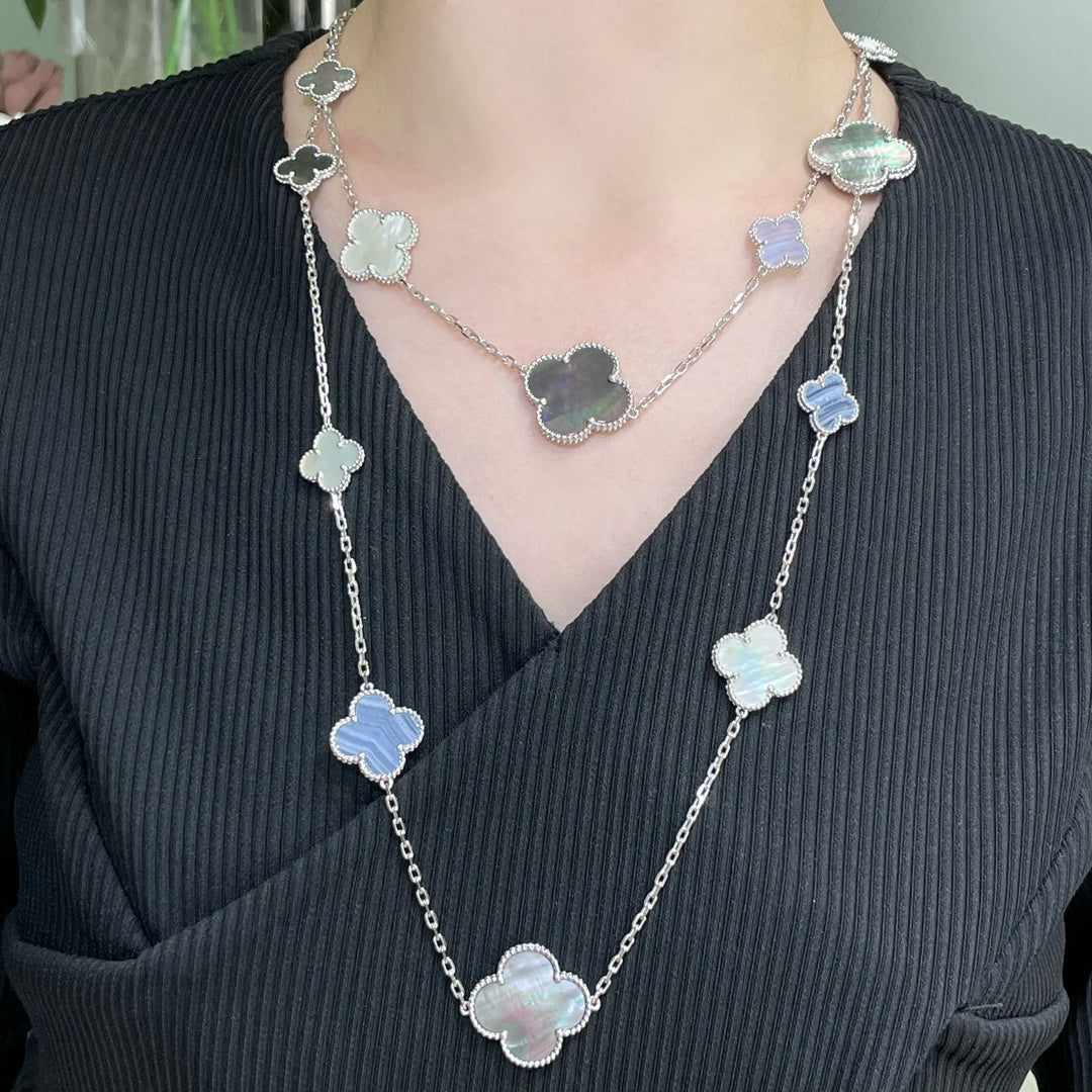 [LUXE]CLOVER 16 MOTIF CHALCEDONY MOP SILVER NECKLACE