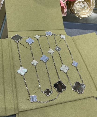 [LUXE]CLOVER 16 MOTIF CHALCEDONY MOP SILVER NECKLACE