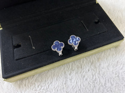 [LUXE]CLOVER PIETERSITE MEDIUM STUD EARRINGS