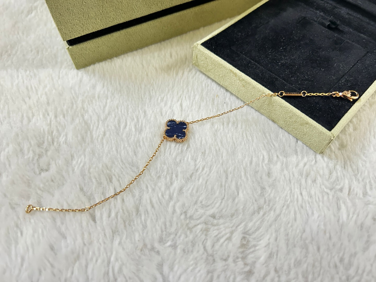 [LUXE]CLOVER 1 MOTIF PIETERSITE BRACELET
