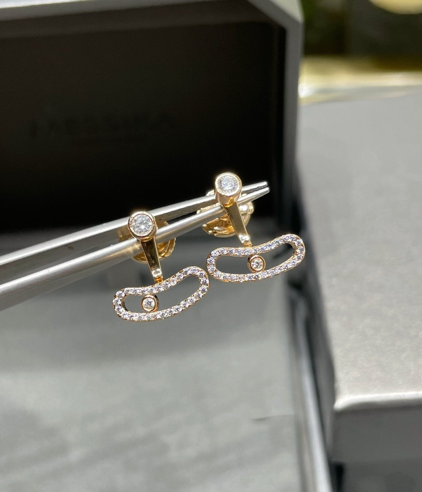 [LUXE]MOVE UNO PINK GOLD DIAMOND EARRINGS