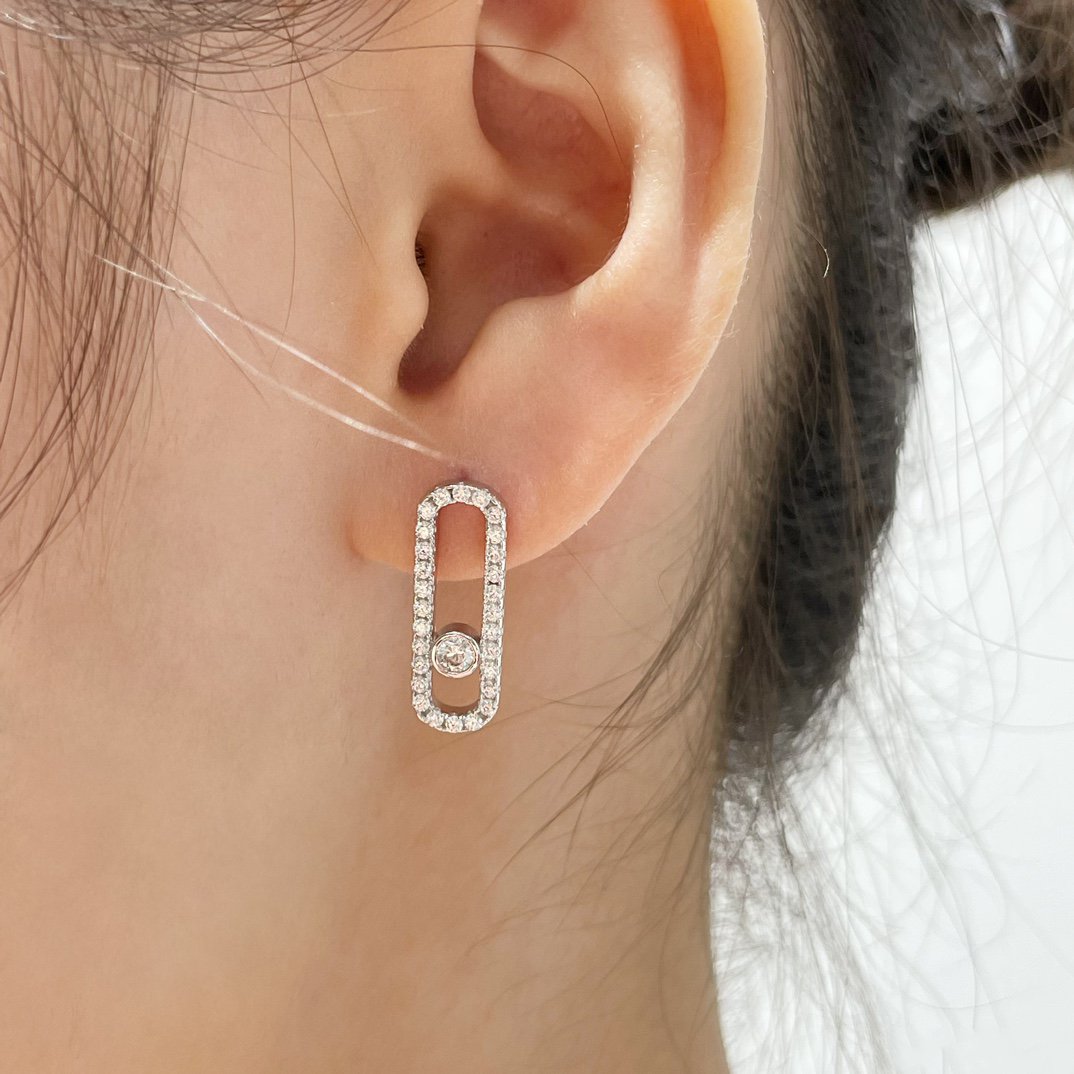 [LUXE]MOVE UNO STUD DIAMOND PAVED EARRINGS