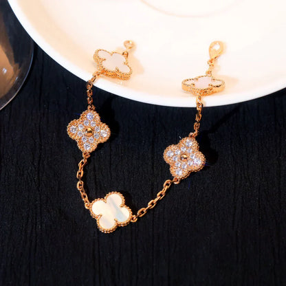 [LUXE]CLOVER WHITE PEARL MOP 5 MOTIF BRACELET COLLECTION