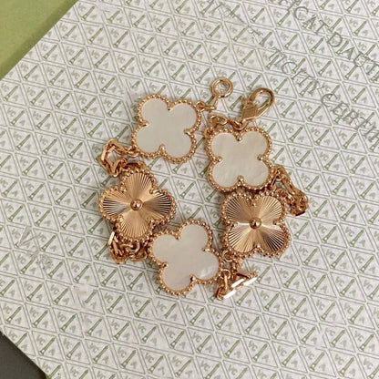[LUXE]CLOVER WHITE PEARL MOP 5 MOTIF BRACELET COLLECTION
