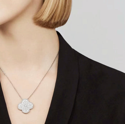 [LUXE]CLOVER 25MM LARGE PENDANT DIAMOND PAVED SILVER NECKLACE