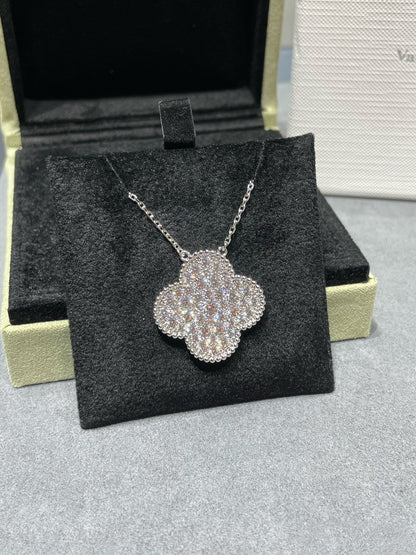 [LUXE]CLOVER 25MM LARGE PENDANT DIAMOND PAVED SILVER NECKLACE