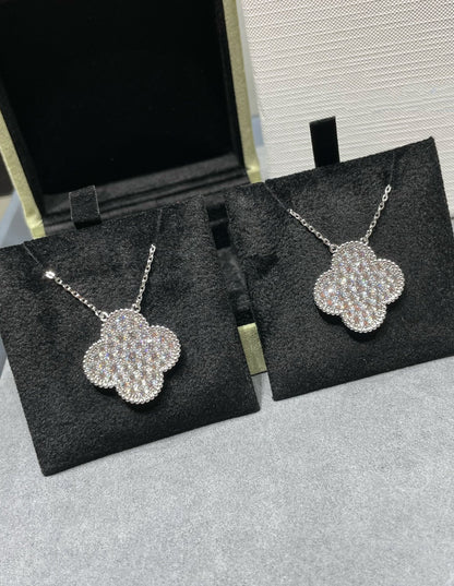 [LUXE]CLOVER 25MM LARGE PENDANT DIAMOND PAVED SILVER NECKLACE