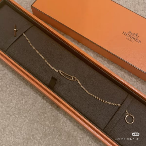 [LUXE]Brooch Necklace