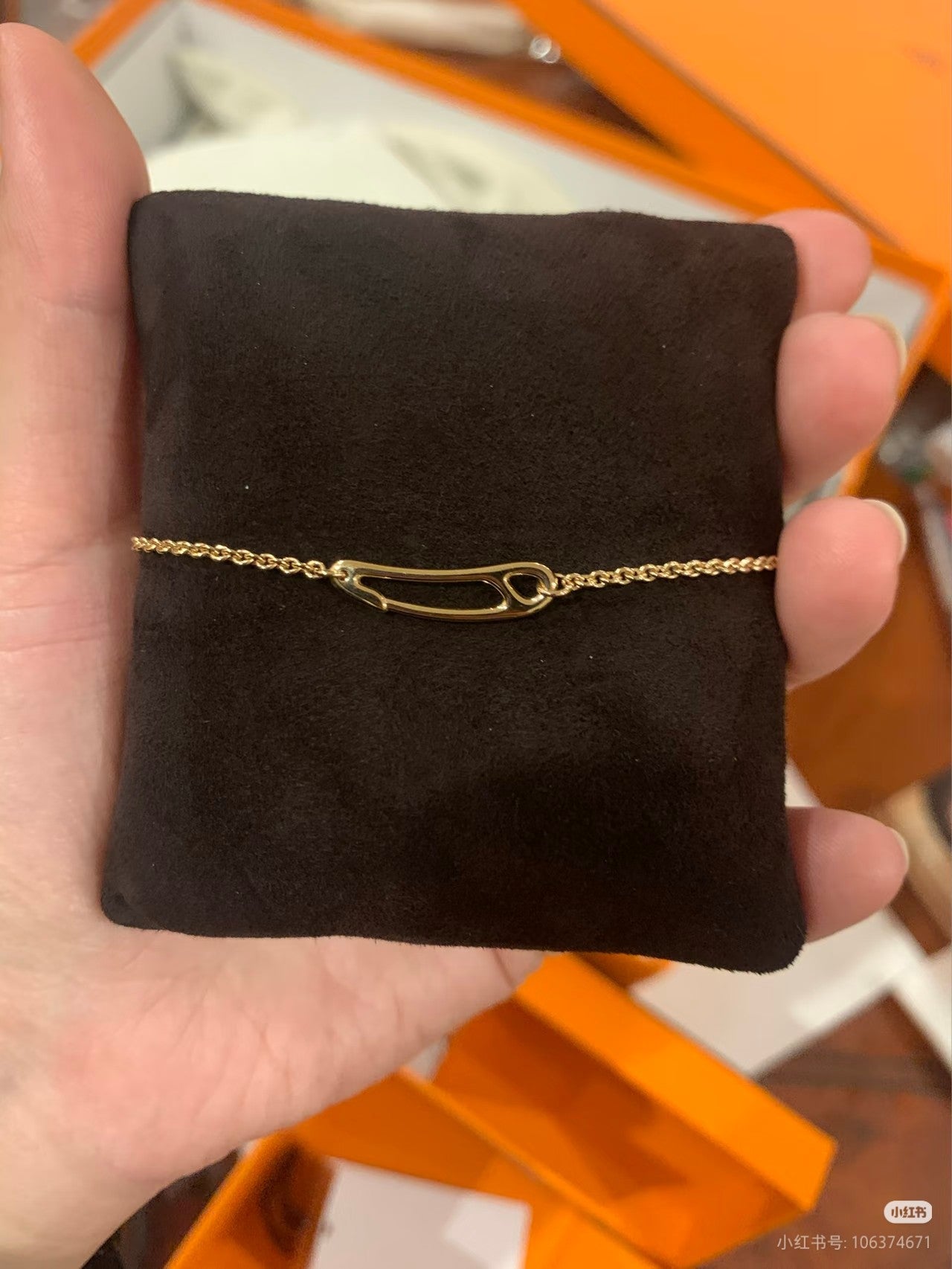 [LUXE]Brooch Necklace