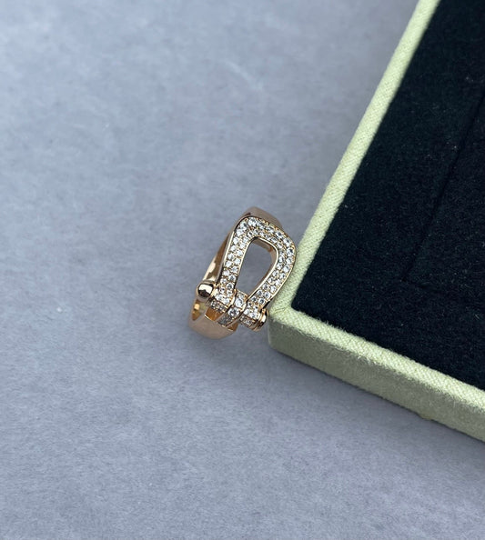[LUXE]Wide Hoof-Shaped Diamond-Studded Ring