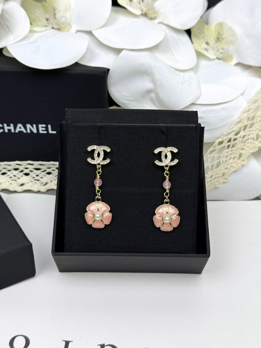 [LUXE]26C Pink Camellia Enamel Pendant with Double C Earrings