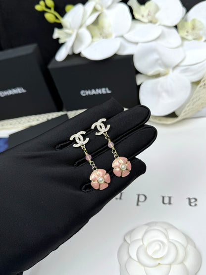 [LUXE]26C Pink Camellia Enamel Pendant with Double C Earrings