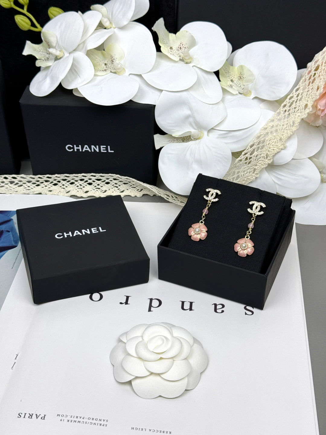 [LUXE]26C Pink Camellia Enamel Pendant with Double C Earrings