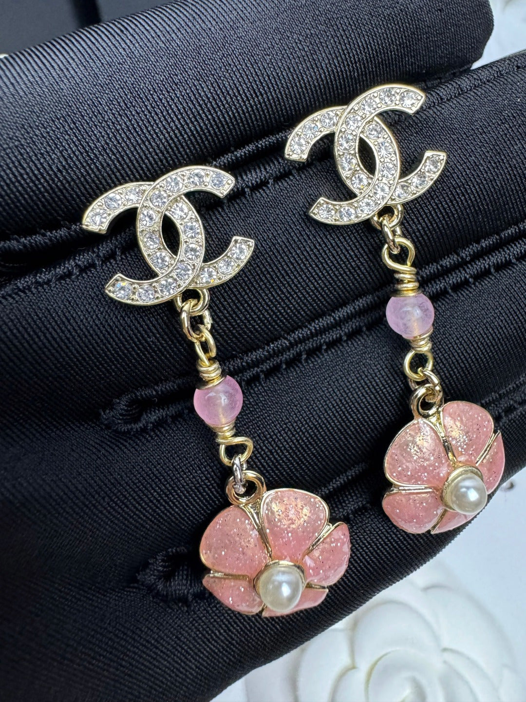 [LUXE]26C Pink Camellia Enamel Pendant with Double C Earrings